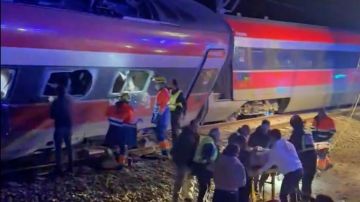 تصادم قطارين.. وسقوط 24 قتيلا! تصادم قطارين.. وسقوط 24 قتيلا!