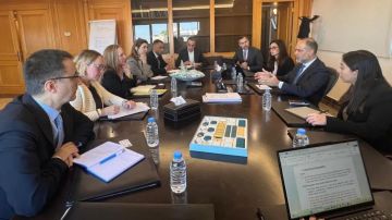 رسامني بحث في تعزيز التعاون مع البنك الدولي لدعم مشاريع البنية التحتية