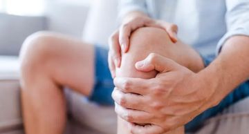 طقطقة الركبة ليست دائما بريئة متى تستدعي القلق؟ طقطقة الركبة ليست دائما بريئة متى تستدعي القلق؟