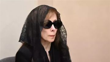 ما هي حقيقة تدهور حالة السيدة فيروز الصحية بعد وفاة ابنها؟