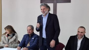 متى: نسعى لتوحيد الجهود بين البلديات والأهالي في قضاء عاليه لرفع الغبن الإنمائي المستدام متى: نسعى لتوحيد الجهود بين البلديات والأهالي في قضاء عاليه لرفع الغبن الإنمائي المستدام