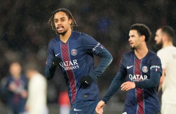 باريس سان جيرمان يستعيد صدارة الدوري الفرنسي بفوز صعب على أوكسير