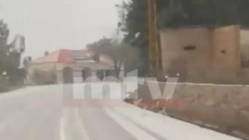 بالفيديو: الثلوج تغطي حمانا