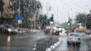 منخفض جوي قادم.. طقس متقلب وماطر مع عواصف رعدية ورياح ناشطة وثلوج على المرتفعات