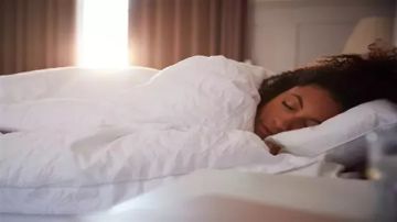 هل الإستغراق السريع في النوم مؤشر على الصحة الجيدة؟