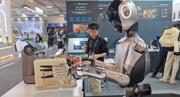 الروبوتات الصينية تسبق إيلون ماسك إلى الشرق الأوسط