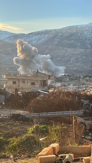 بالفيديو: استهداف بلدة سحمر