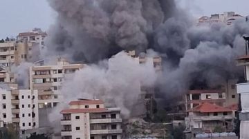 تدمير وتضرر عشرات المنازل جراء الغارات الإسرائيلية جنوبا.. وغارات على المنطقة المحاذية للحدود اللبنانية داخل الأراضي السورية (تقرير) تدمير وتضرر عشرات المنازل جراء الغارات الإسرائيلية جنوبا.. وغارات على المنطقة المحاذية للحدود اللبنانية داخل الأراضي السورية (تقرير)