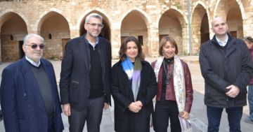 رئيس بلدية طرابلس بحث مع وزيرة الشؤون بسبل تفعيل خان العسكر بإطار مشروع ثقافي- اجتماعي رئيس بلدية طرابلس بحث مع وزيرة الشؤون بسبل تفعيل خان العسكر بإطار مشروع ثقافي- اجتماعي