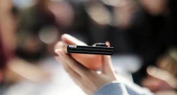 سبب صادم يفسر سر طرح هاتف Galaxy Z Trifold في أسواق محدودة