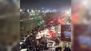 إيران.. هدوء نسبي وعودة طفيفة للإنترنت