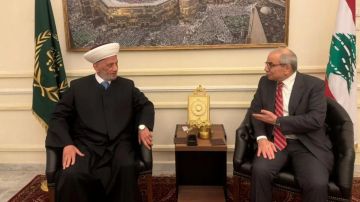 بالصورة: خلوة بين سلام ودريان