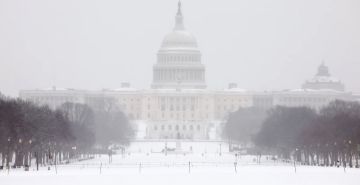 دوامة قطبية تشل ولايات أميركية.. وفيات ومنازل بلا كهرباء وإلغاء 19 ألف رحلة جوية