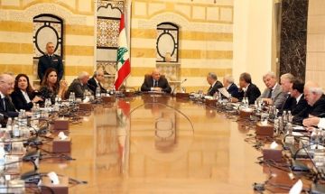 فائض بمليار دولار لا يستخدم للإعمار أو لرواتب القطاع العام: بأي أولويات تبنى الدولة من جديد ؟