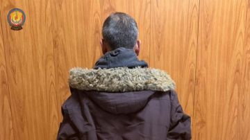 بالصور: قطع نقدية ذهبية مزيفة وأمن الدولة يوقف المتورط!