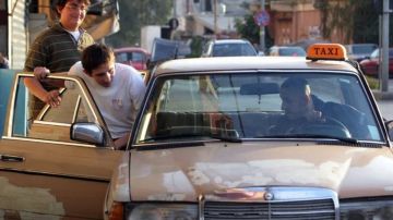 حملة أمنية لتنظيم النقل العام وملاحقة اللوحات العمومية المزورة!