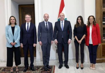 عون: اسرائيل لم تلتزم بمندرجات اتفاق الاطار وممارساتها تبقي الاحتلال والتوتر قائمين عون: اسرائيل لم تلتزم بمندرجات اتفاق الاطار وممارساتها تبقي الاحتلال والتوتر قائمين