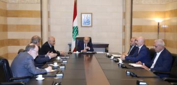 سلام ترأس اجتماعا لبحث ملف النفايات الصلبة في مدينة بيروت سلام ترأس اجتماعا لبحث ملف النفايات الصلبة في مدينة بيروت