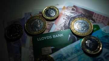 التضخم في بريطانيا في أعلى مستوى له في 11 شهرا التضخم في بريطانيا في أعلى مستوى له في 11 شهرا