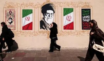 إيران تحت وطأة العقوبات.. إلى أين تتجه الأزمة؟