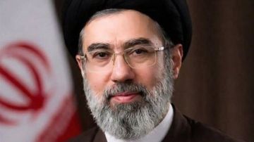 آية الله السيد القائد مجتبى الخامنئي: تركيز العدو على توجيه الضربات إلى قوى الأمن الداخلي في إيران كشف أهمية هذه المؤسسة آية الله السيد القائد مجتبى الخامنئي: تركيز العدو على توجيه الضربات إلى قوى الأمن الداخلي في إيران كشف أهمية هذه المؤسسة