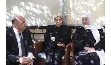 بهية الحريري عزت برئيس الاتحاد اللبناني للميني فوتبول بهية الحريري عزت برئيس الاتحاد اللبناني للميني فوتبول