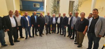 ضاهر استقبل لجنة أهالي المفقودين بحضور عدد من رؤساء بلديات ومخاتير قضاء زحلة ضاهر استقبل لجنة أهالي المفقودين بحضور عدد من رؤساء بلديات ومخاتير قضاء زحلة