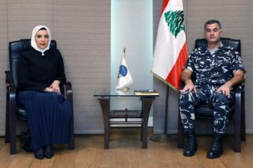 اللواء عبدالله عرض مع رئيسة لجنة حقوق الإنسان في قطر والجمالي اوضاع السجون: من واجبنا منح السجين فرصة الإصلاح والتأهيل