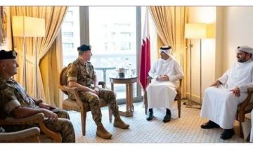 لقاء في بيروت بين رئيس الوزراء القطري وقائد الجيش لقاء في بيروت بين رئيس الوزراء القطري وقائد الجيش