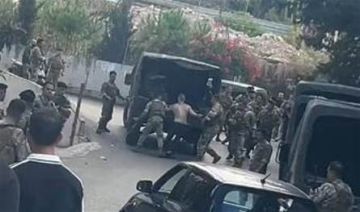 بعد تصريحاته الطائفية فيديو للحظة توقيف مطلوب بعد تصريحاته الطائفية فيديو للحظة توقيف مطلوب