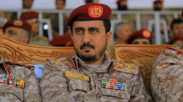 رئيس هيئة الأركان اليمنية: معركتنا مستمرة حتى تحرير الأقصى والمسرى رئيس هيئة الأركان اليمنية: معركتنا مستمرة حتى تحرير الأقصى والمسرى