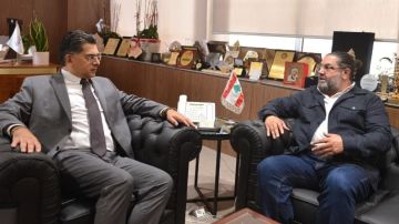 مرقص وعلوش يبحثان قانون الإعلام الجديد وتسهيل حركة الصحافيين بين لبنان وسوريا مرقص وعلوش يبحثان قانون الإعلام الجديد وتسهيل حركة الصحافيين بين لبنان وسوريا