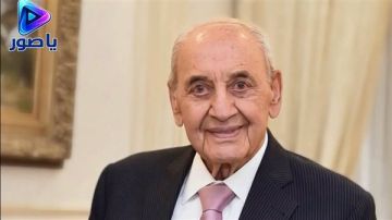 دولة الرئيس نبيه بري في صورة من مكتبه صباح هذا اليوم نشرتها هيئة التواصل الالكتروني دولة الرئيس نبيه بري في صورة من مكتبه صباح هذا اليوم نشرتها هيئة التواصل الالكتروني