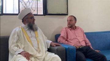 الشيخ حسام العيلاني يزور بلدة طبايا الجنوبية الشيخ حسام العيلاني يزور بلدة طبايا الجنوبية
