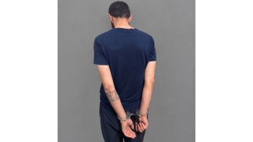 قوى الأمن: توقيف شخص استدرج عمال لتوصيل الطلبات وضربهم وسلبهم مبالغ مالية قوى الأمن: توقيف شخص استدرج عمال لتوصيل الطلبات وضربهم وسلبهم مبالغ مالية