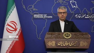 بقائي: تحميل إيران مسؤولية تداعيات العدوان الأميركي محاولة للتستر على الجرائم الأميركية بقائي: تحميل إيران مسؤولية تداعيات العدوان الأميركي محاولة للتستر على الجرائم الأميركية