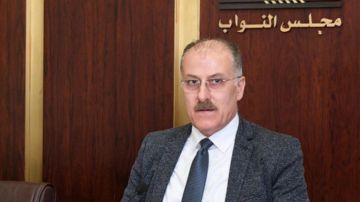 عبدالله ينتقد خفض اعتمادات الصحة والإسكان في مشروع الموازنة عبدالله ينتقد خفض اعتمادات الصحة والإسكان في مشروع الموازنة