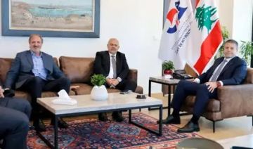 ورشة عمل في مرفأ بيروت في إطار مشروع بالتعاون مع البنك الدولي للتكامل بين المرفأ والمدينة ورشة عمل في مرفأ بيروت في إطار مشروع بالتعاون مع البنك الدولي للتكامل بين المرفأ والمدينة