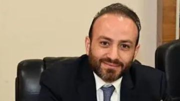 نقيب الأطباء البيطريين أثنى على جهود توقيف أحد منتحلي صفة طبيب نقيب الأطباء البيطريين أثنى على جهود توقيف أحد منتحلي صفة طبيب