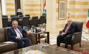 سلام التقى الزعني وبحثا في أوضاع القطاع الصناعي والعوائق التي تحد من تطوره سلام التقى الزعني وبحثا في أوضاع القطاع الصناعي والعوائق التي تحد من تطوره