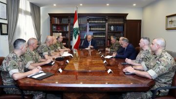 الرئيس عون اطلع على نتائج الاجتماعات في تامبا الرئيس عون اطلع على نتائج الاجتماعات في تامبا