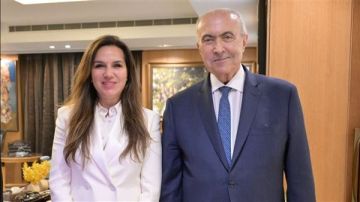 مخزومي يعلن تضامنه مع السفيرة ندى حمادة معوض