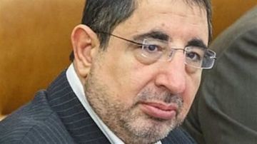 النائب حسين الحاج حسن: المشكلة هي في مناقشة قوانين لبنانية مع هذا السفير الأميركي النائب حسين الحاج حسن: المشكلة هي في مناقشة قوانين لبنانية مع هذا السفير الأميركي
