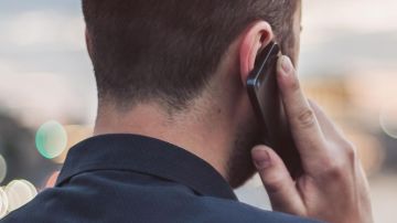 بالفيديو... نائب للوزيرة: ردي على التلفون!