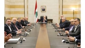 عبدالله بعد لقائه سلام مع لقاء النواب السنة: المجلس الدستوري حاول تعكير ما أنجزناه لكنه لم يوفق عبدالله بعد لقائه سلام مع لقاء النواب السنة: المجلس الدستوري حاول تعكير ما أنجزناه لكنه لم يوفق