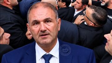 محامي احمد الاسير، محمد صبلوح: قال يوجد عتب امني على مخاطرة الرئيس ونزوله لتوجيه سلام للناس