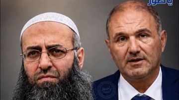 محمد صبلوح: فريق الدفاع عن الشيخ أحمد الأسير مصدوم من رد طلب تخلية سبيله محمد صبلوح: فريق الدفاع عن الشيخ أحمد الأسير مصدوم من رد طلب تخلية سبيله
