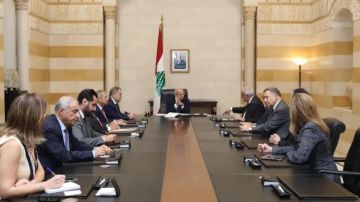 سلام تسلم من نواب مذكرة بشأن مستقبل اليونيفيل سلام تسلم من نواب مذكرة بشأن مستقبل اليونيفيل