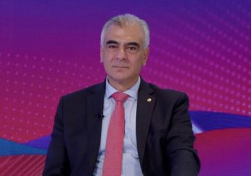 الصايغ: السلام مع إسرائيل وإنهاء حالة الحرب لا يعنيان أن التطبيع الاقتصادي سيحصل فورا الصايغ: السلام مع إسرائيل وإنهاء حالة الحرب لا يعنيان أن التطبيع الاقتصادي سيحصل فورا