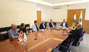 وزارة الزراعة وبلدية القبيات تعززان الشراكة لإدارة الحرج وحمايته من الحرائق وزارة الزراعة وبلدية القبيات تعززان الشراكة لإدارة الحرج وحمايته من الحرائق